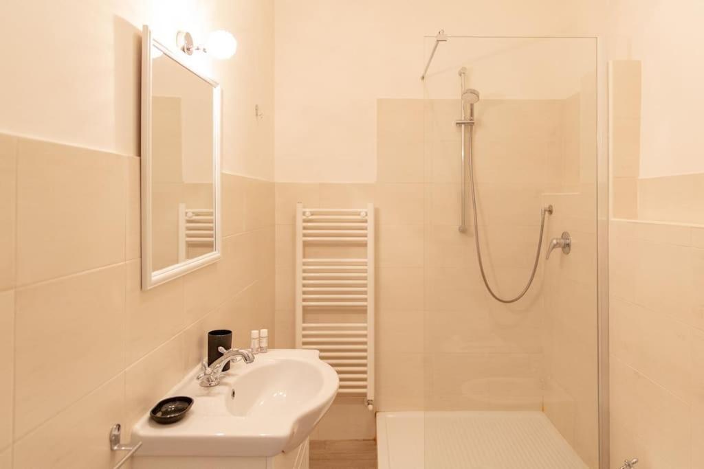 Beautiful In Quite Area Apartamento